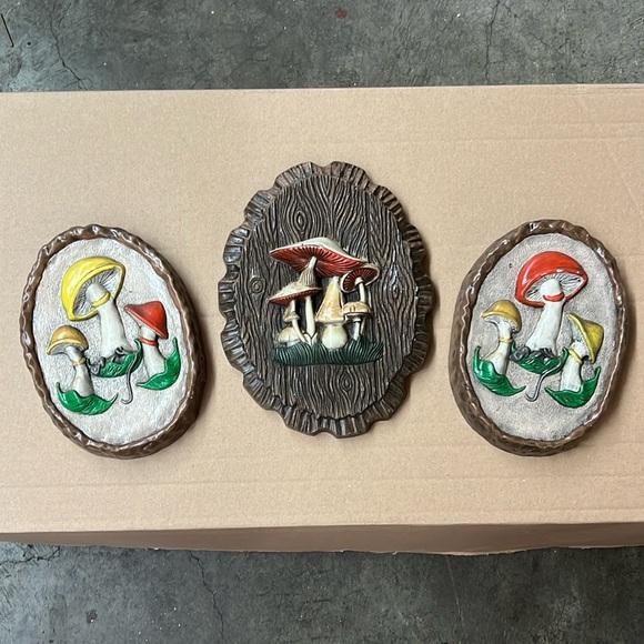 Vintage Other - Vtg 1974 McNees Mushroom wall plaques